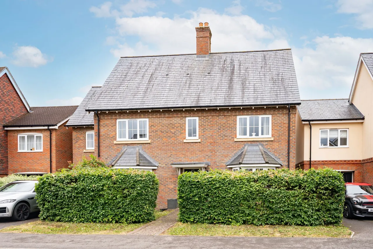 Churchill Way, Broadbridge Heath, RH12, photo 36