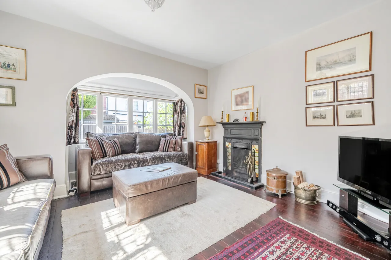 College Hill Terrace, HASLEMERE, GU27, photo 6