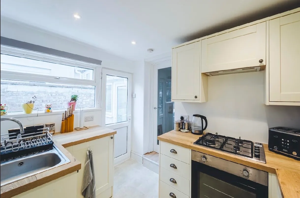 Lethbridge Road, Swindon, Wiltshire, SN1 4BY, photo 13