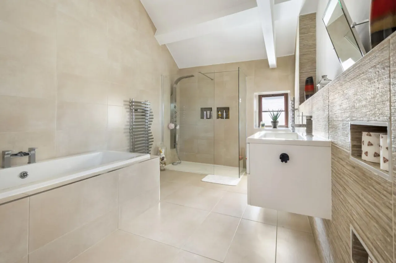 Elm Tree Court, Hooton Roberts Rotherhan, S65, photo 24