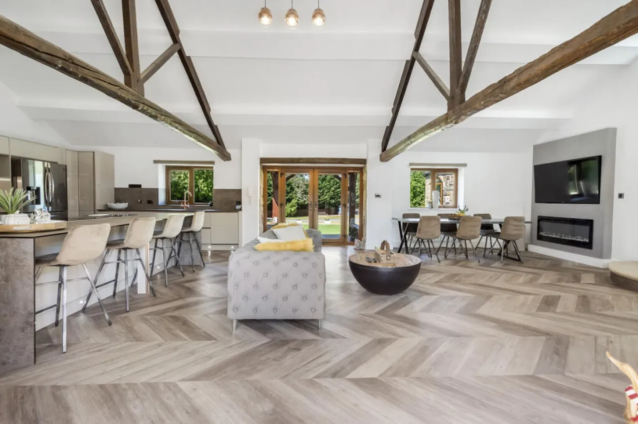 Elm Tree Court, Hooton Roberts Rotherhan, S65, photo 11