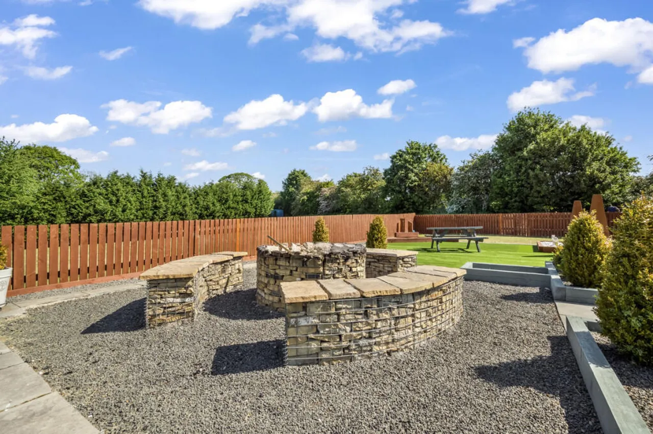 Elm Tree Court, Hooton Roberts Rotherhan, S65, photo 34