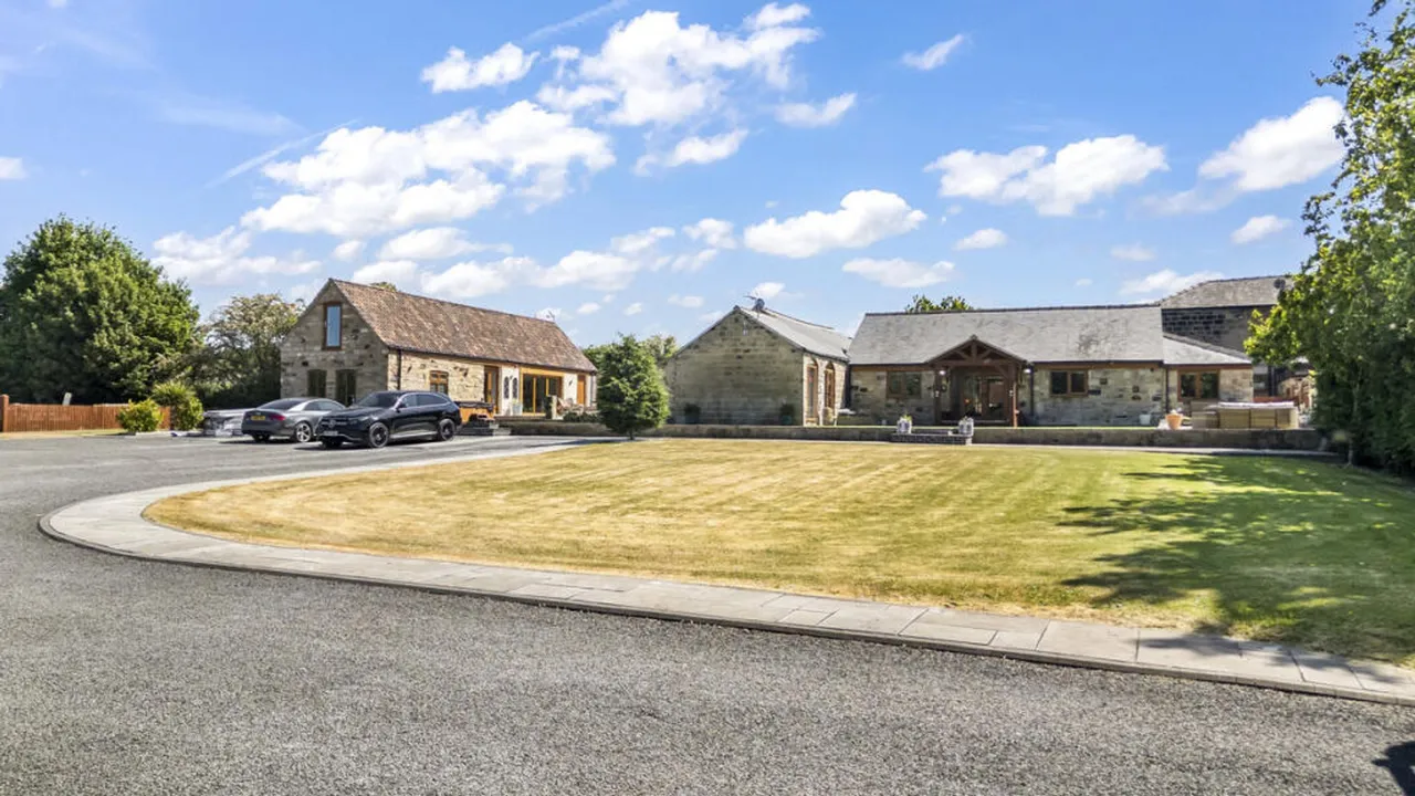 Elm Tree Court, Hooton Roberts Rotherhan, S65, photo 39