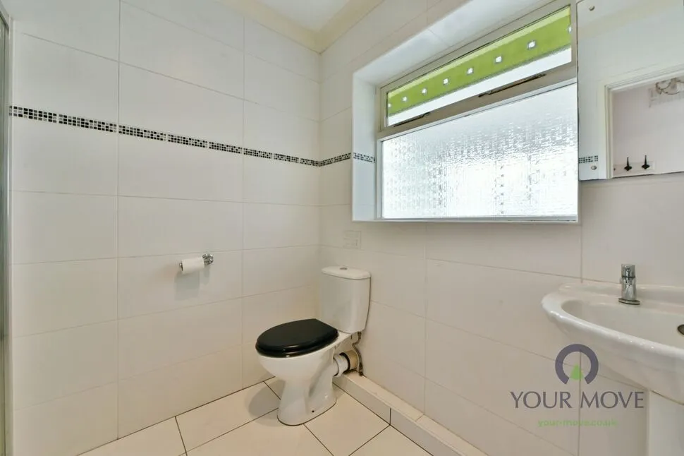 Bickerstaffe Close, Shaw, OL2, photo 9