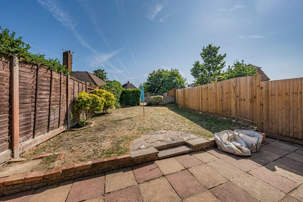 Campion Close, Hillingdon, UB8, photo 12