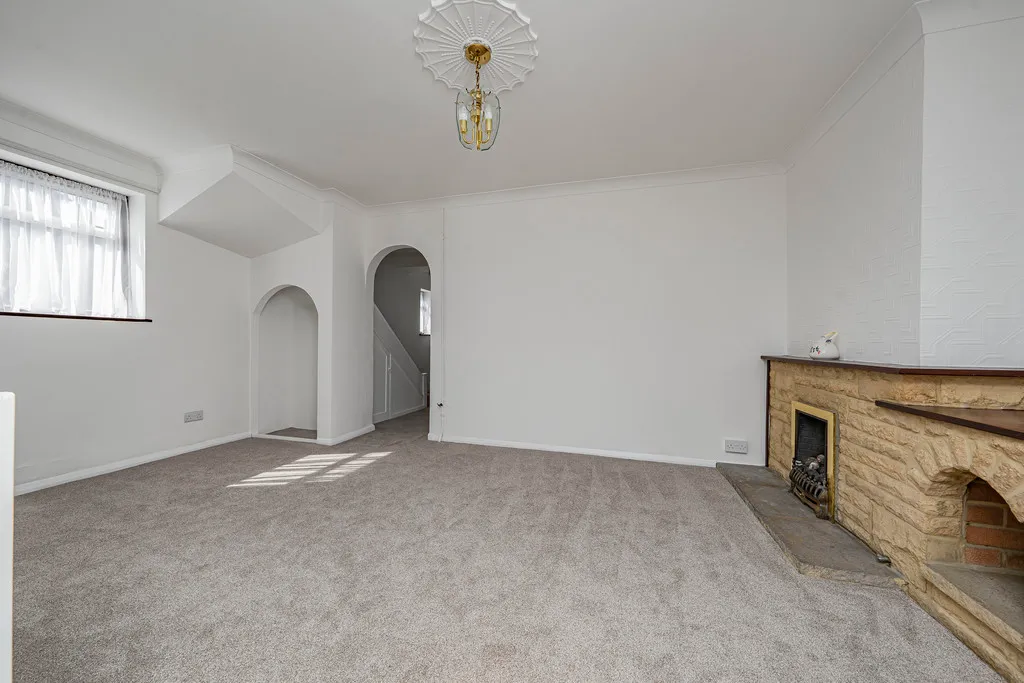Campion Close, Hillingdon, UB8, photo 29