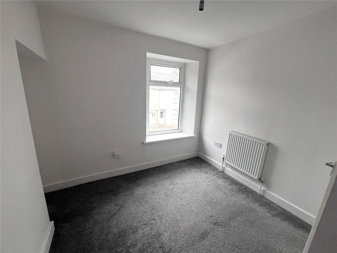 Market Street, Pembroke Dock, SA72, photo 11