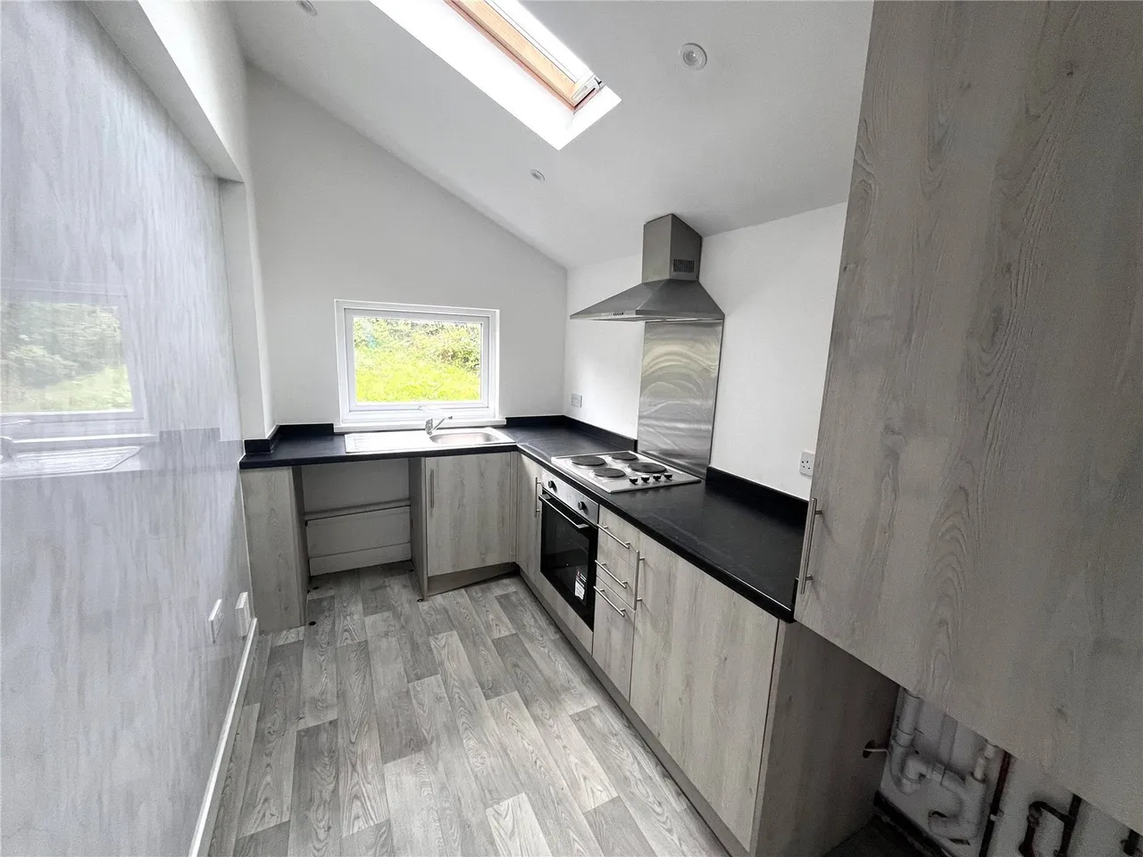 Market Street, Pembroke Dock, SA72, photo 4