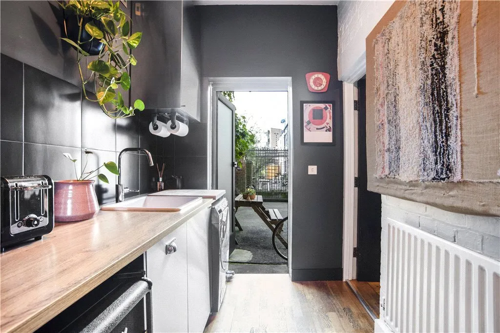 Bradbury Mews, London, N16, photo 11