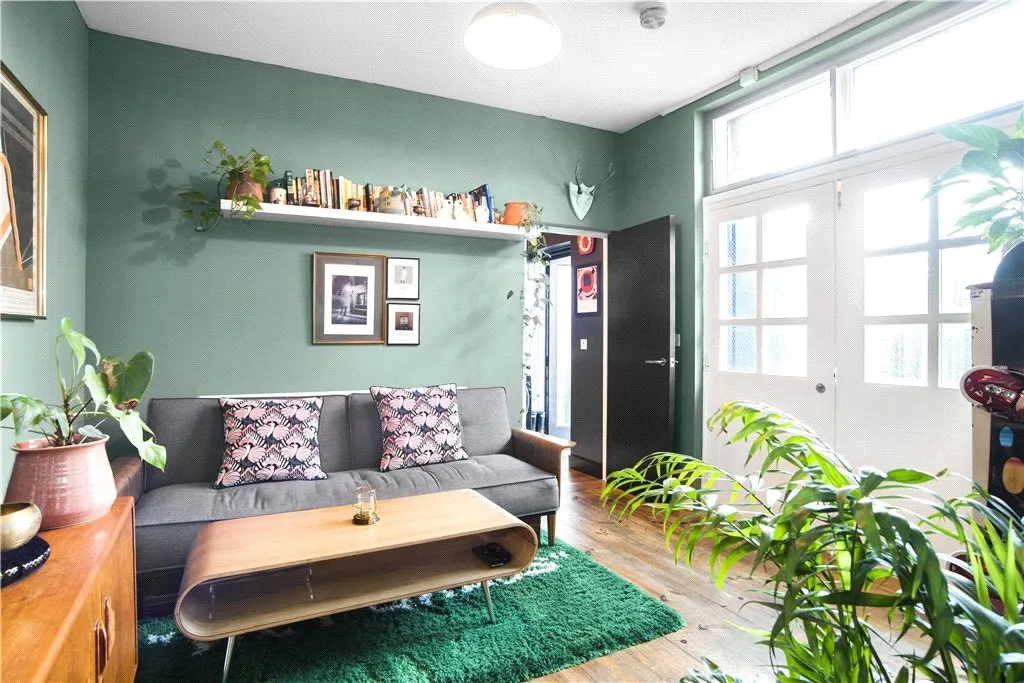 1 bed flat for sale, Bradbury Mews, London, N16