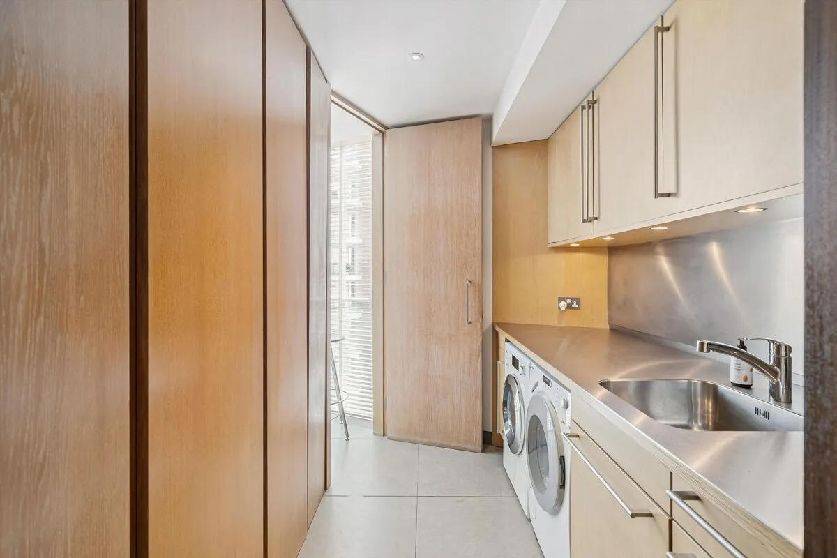 Hester Road, London, SW11, photo 13