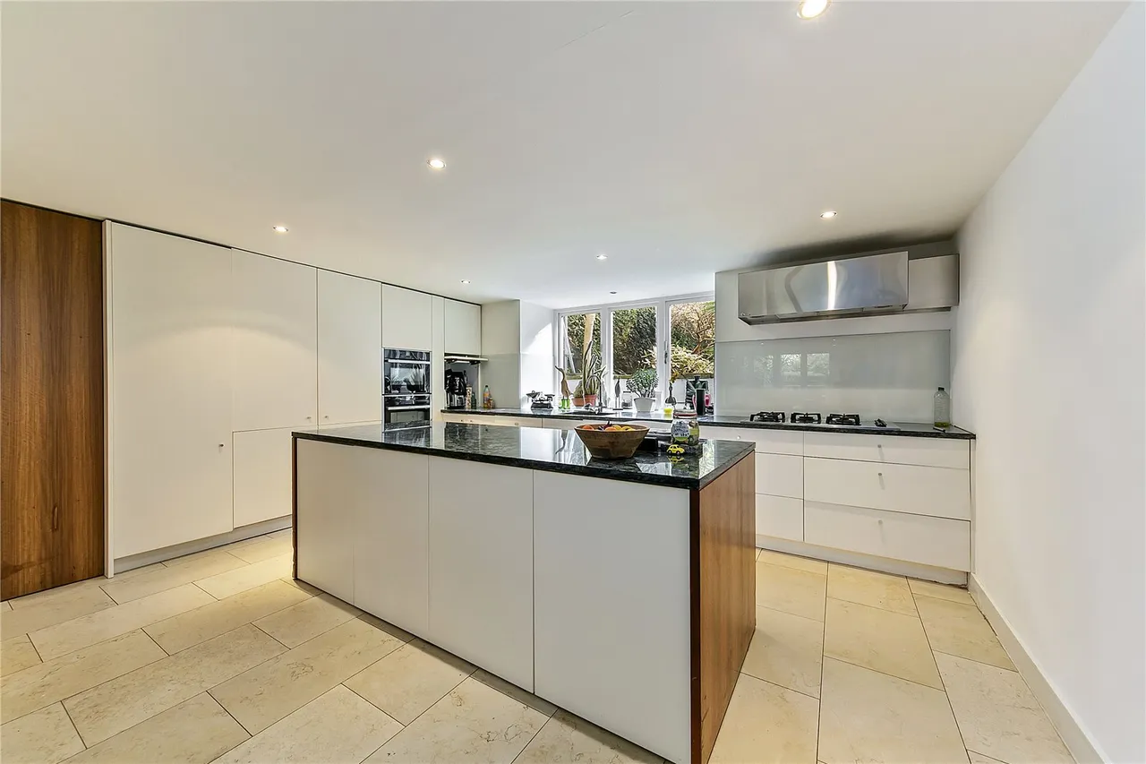 Queens Road, Richmond, TW10, photo 15