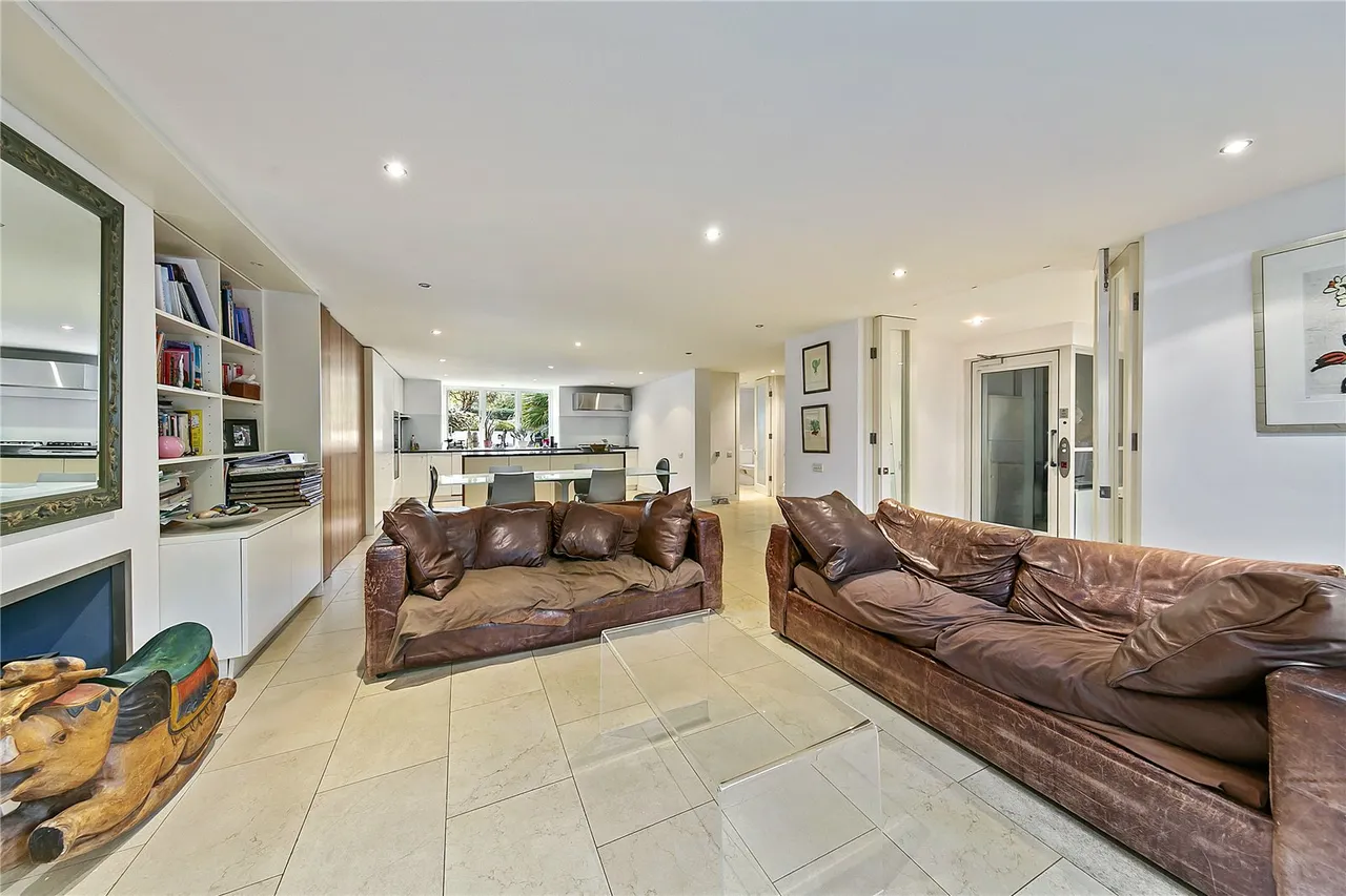 Queens Road, Richmond, TW10, photo 13