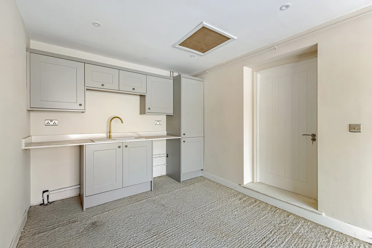 Orchard Close, Chichester, PO18, photo 6