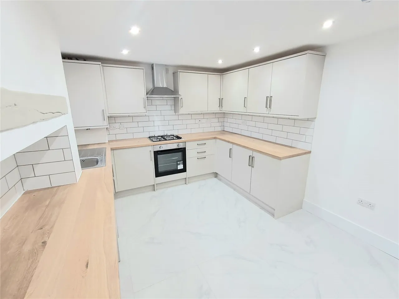Wimblebury Road, Heath Hayes, Cannock, Staffordshire, WS12, photo 11