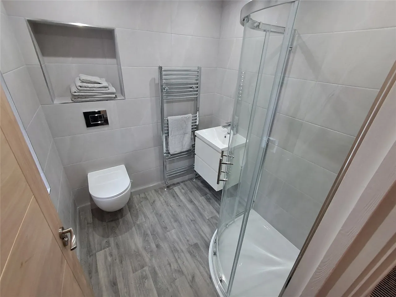 Wimblebury Road, Heath Hayes, Cannock, Staffordshire, WS12, photo 8