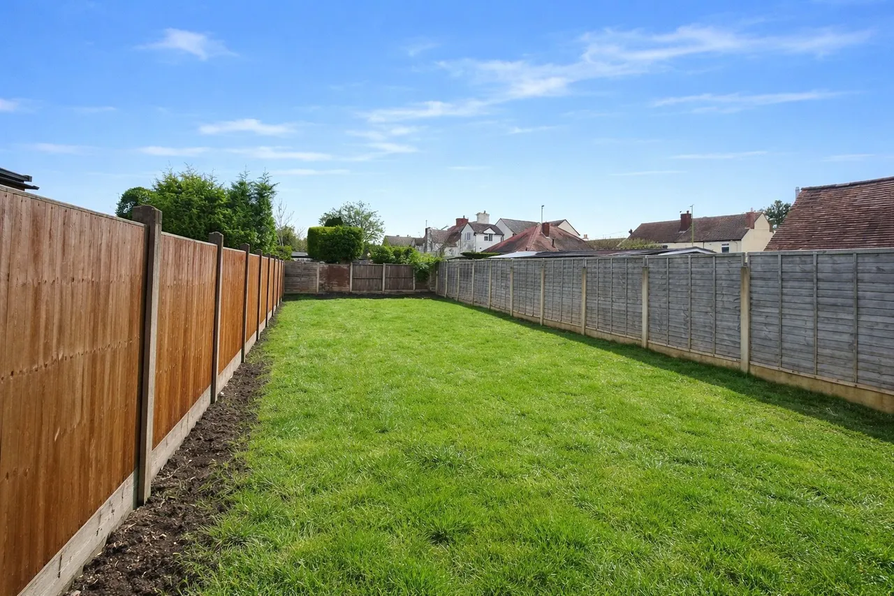 Wimblebury Road, Heath Hayes, Cannock, Staffordshire, WS12, photo 3
