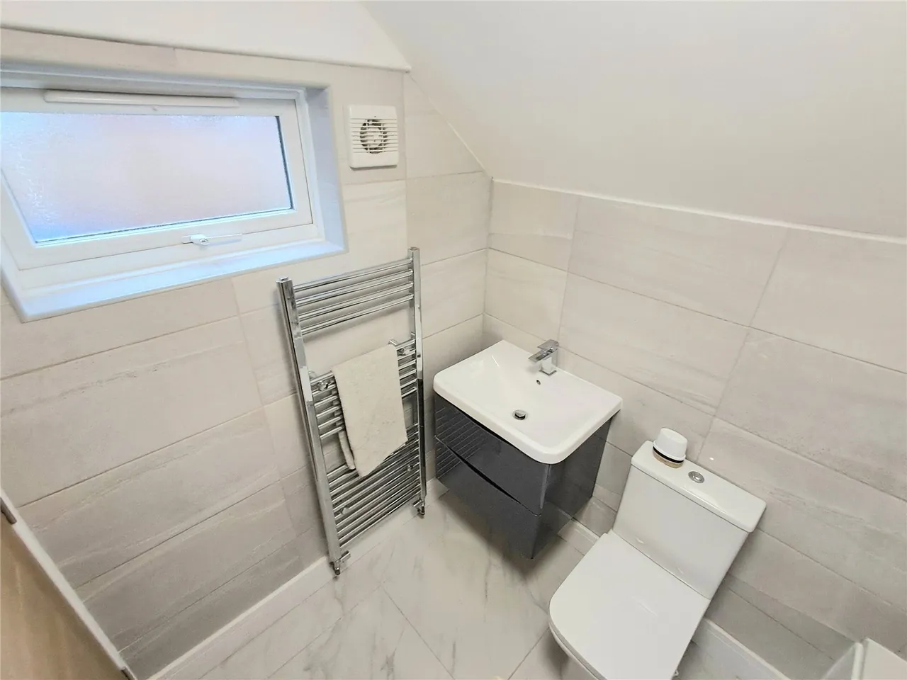 Wimblebury Road, Heath Hayes, Cannock, Staffordshire, WS12, photo 7