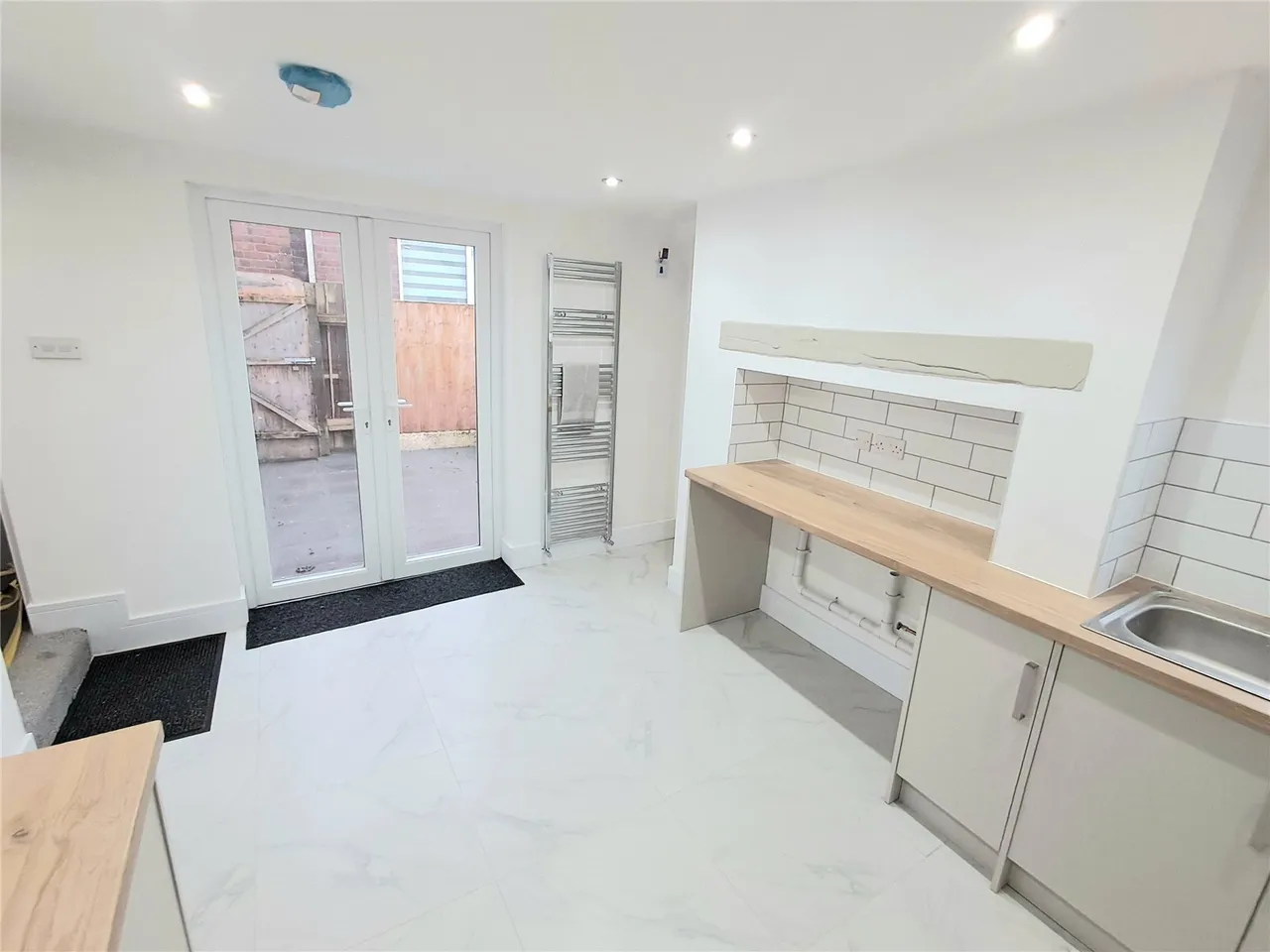 Wimblebury Road, Heath Hayes, Cannock, Staffordshire, WS12, photo 5