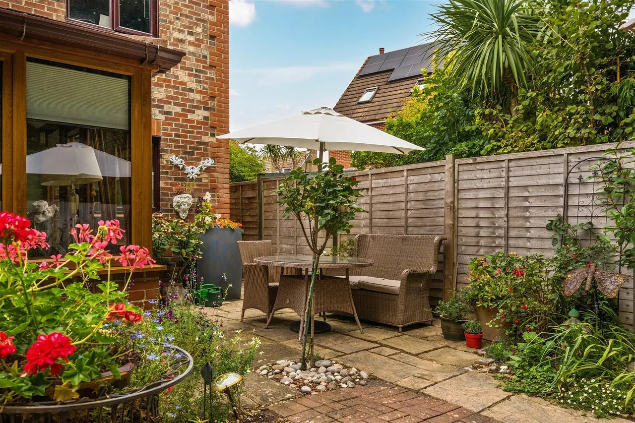 Swanton Close, Stubbington, photo 13
