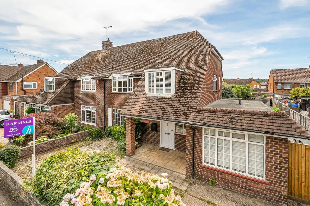 4 bed house for sale, Whiteley, Windsor