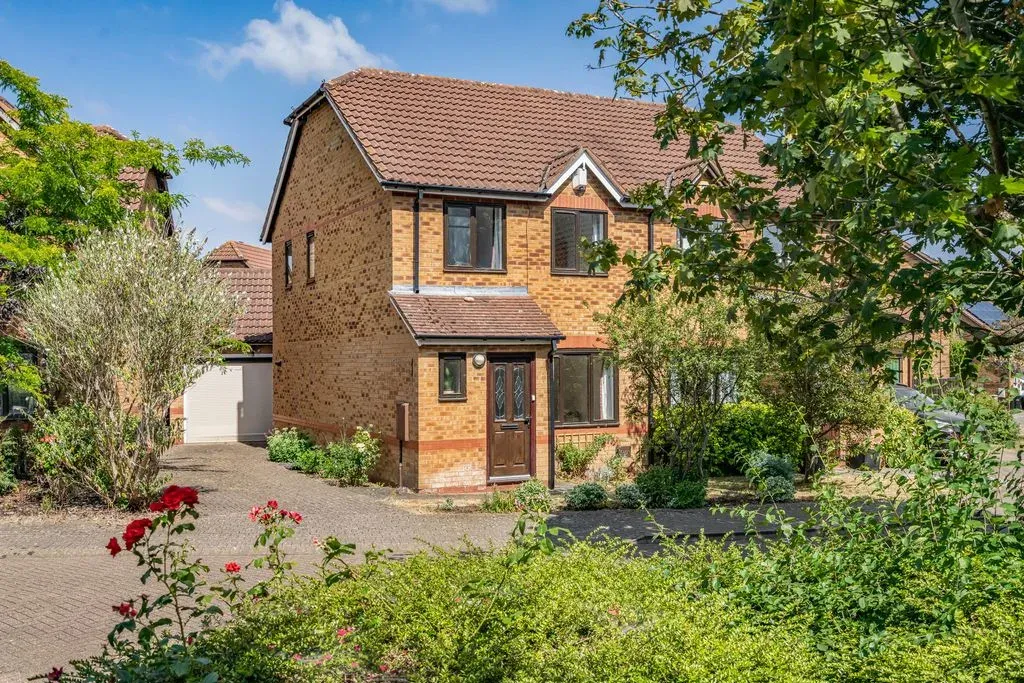 Treborough, Furzton, Milton Keynes, Buckinghamshire, MK4 1LR, photo 16