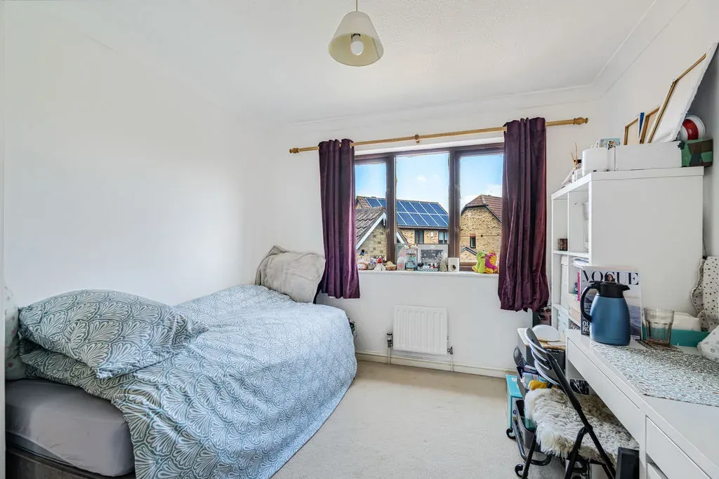Treborough, Furzton, Milton Keynes, Buckinghamshire, MK4 1LR, photo 7