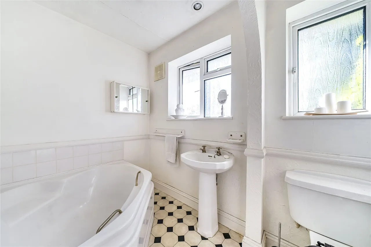 Hever Croft, London, SE9, photo 9