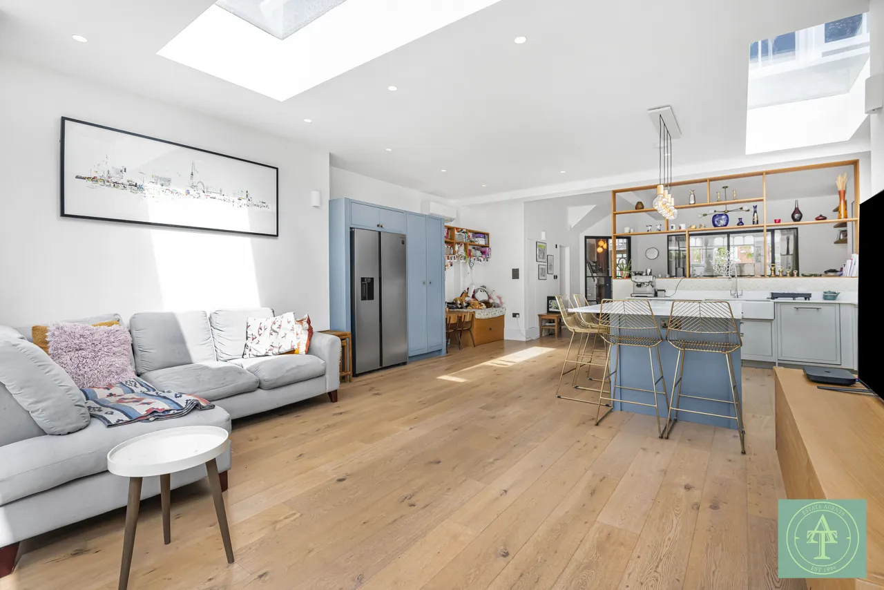 Conway Road, Southgate, London, N14, photo 2