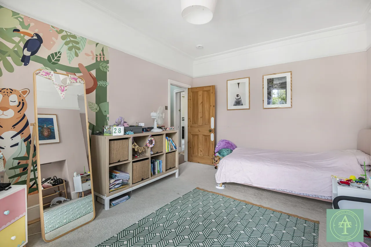 Conway Road, Southgate, London, N14, photo 38
