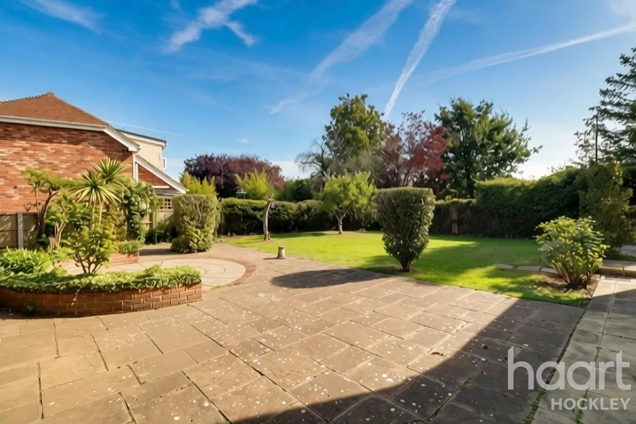 Greensward Lane, Hockley, SS5, photo 17