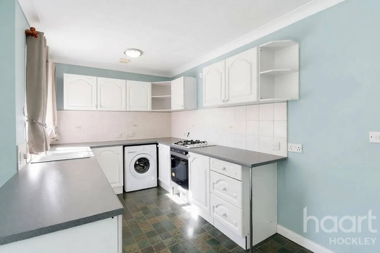 Greensward Lane, Hockley, SS5, photo 6