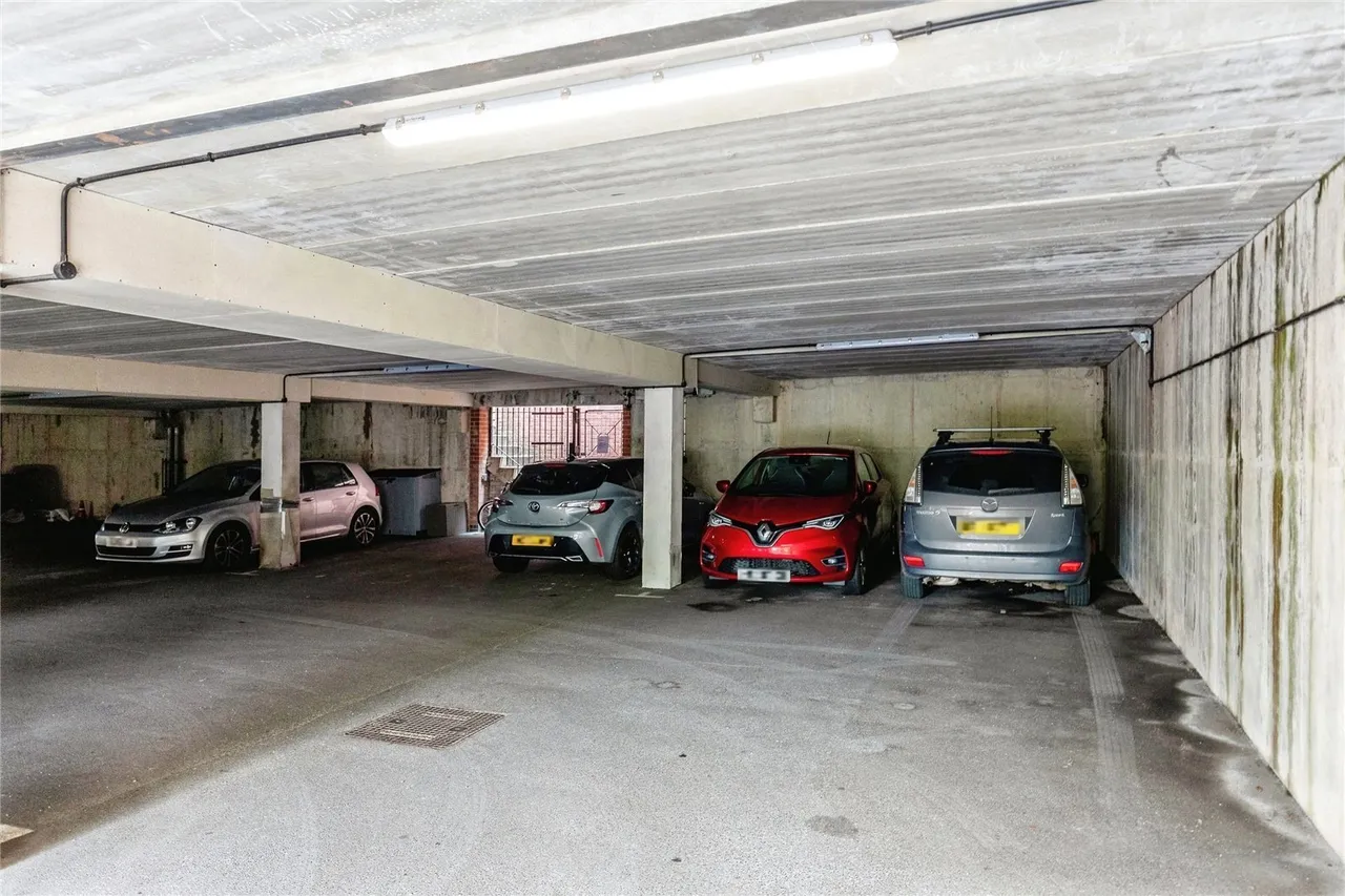 Pembroke Road, Bristol, BS8, photo 10