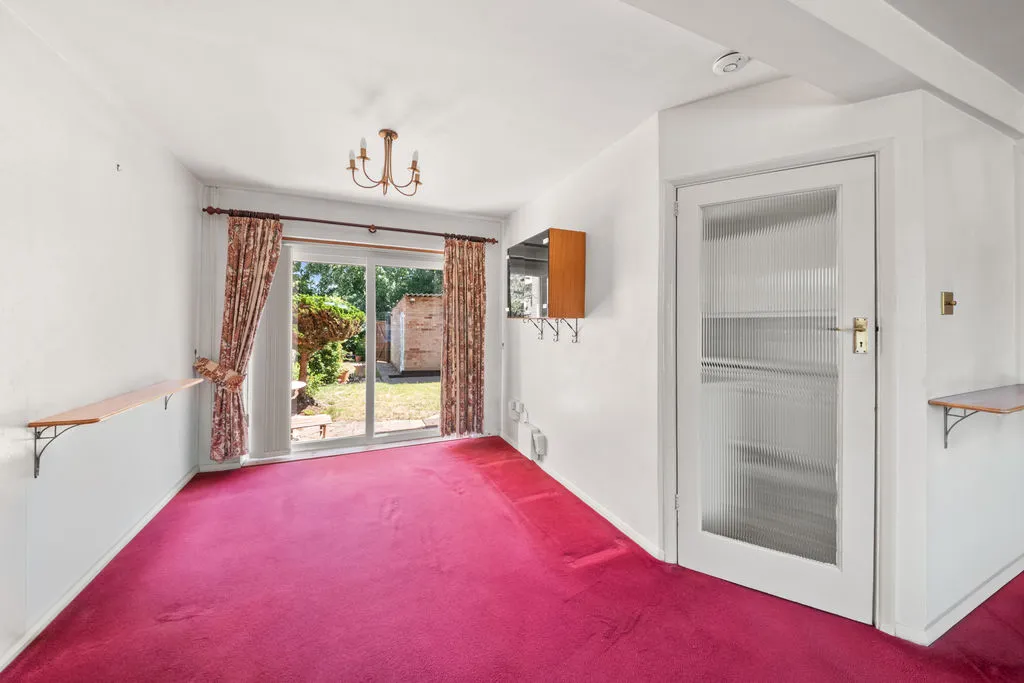 Lilliput Avenue, Northolt, UB5, photo 10