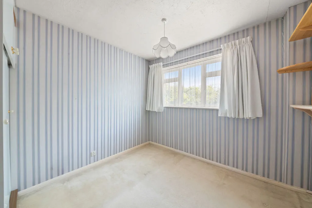 Lilliput Avenue, Northolt, UB5, photo 12