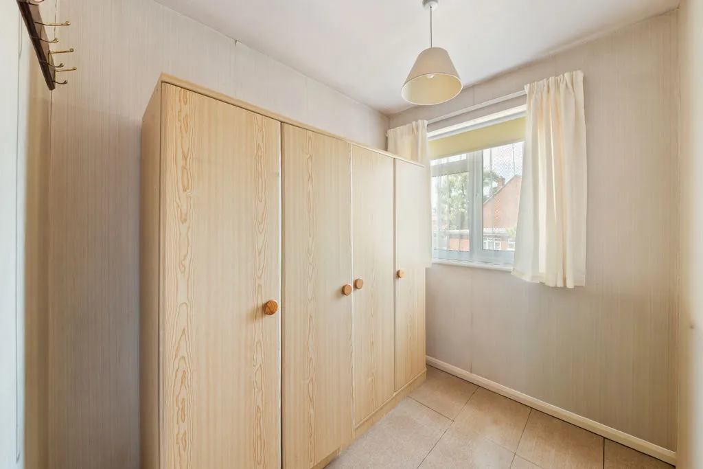 Lilliput Avenue, Northolt, UB5, photo 14