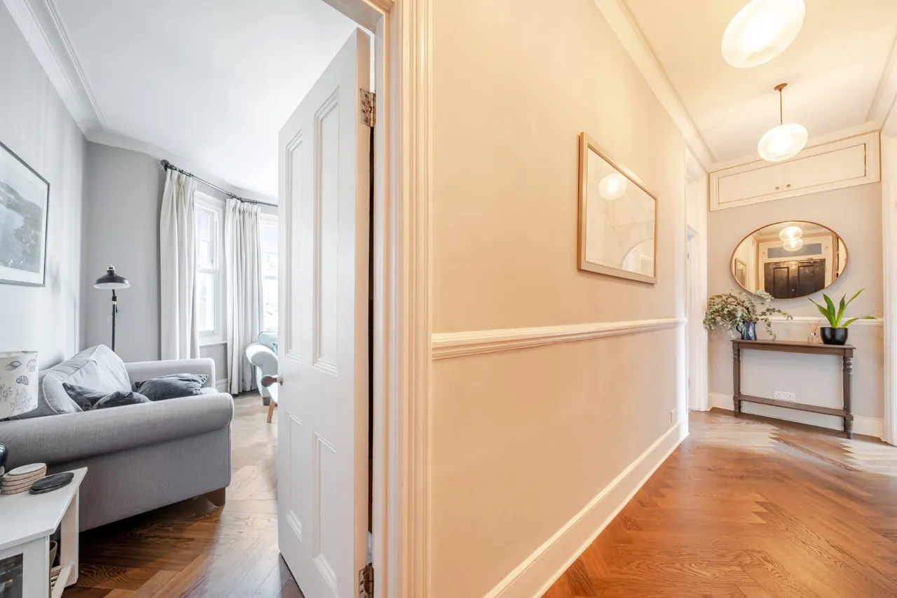 Marius Road, London, SW17, photo 6