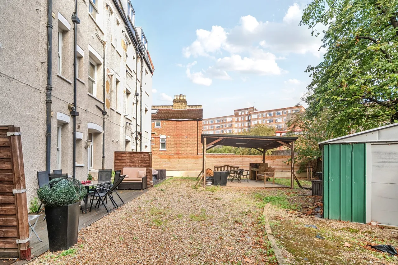 Marius Road, London, SW17, photo 10
