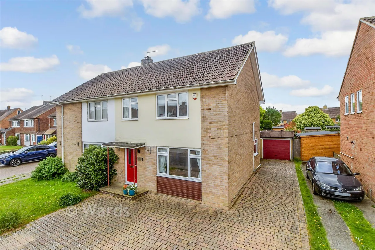 3 bed house for sale, Allington Road, Paddock Wood, TN12