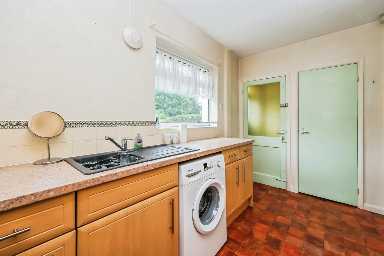 Manton Crescent, Nottingham, NG9, photo 6