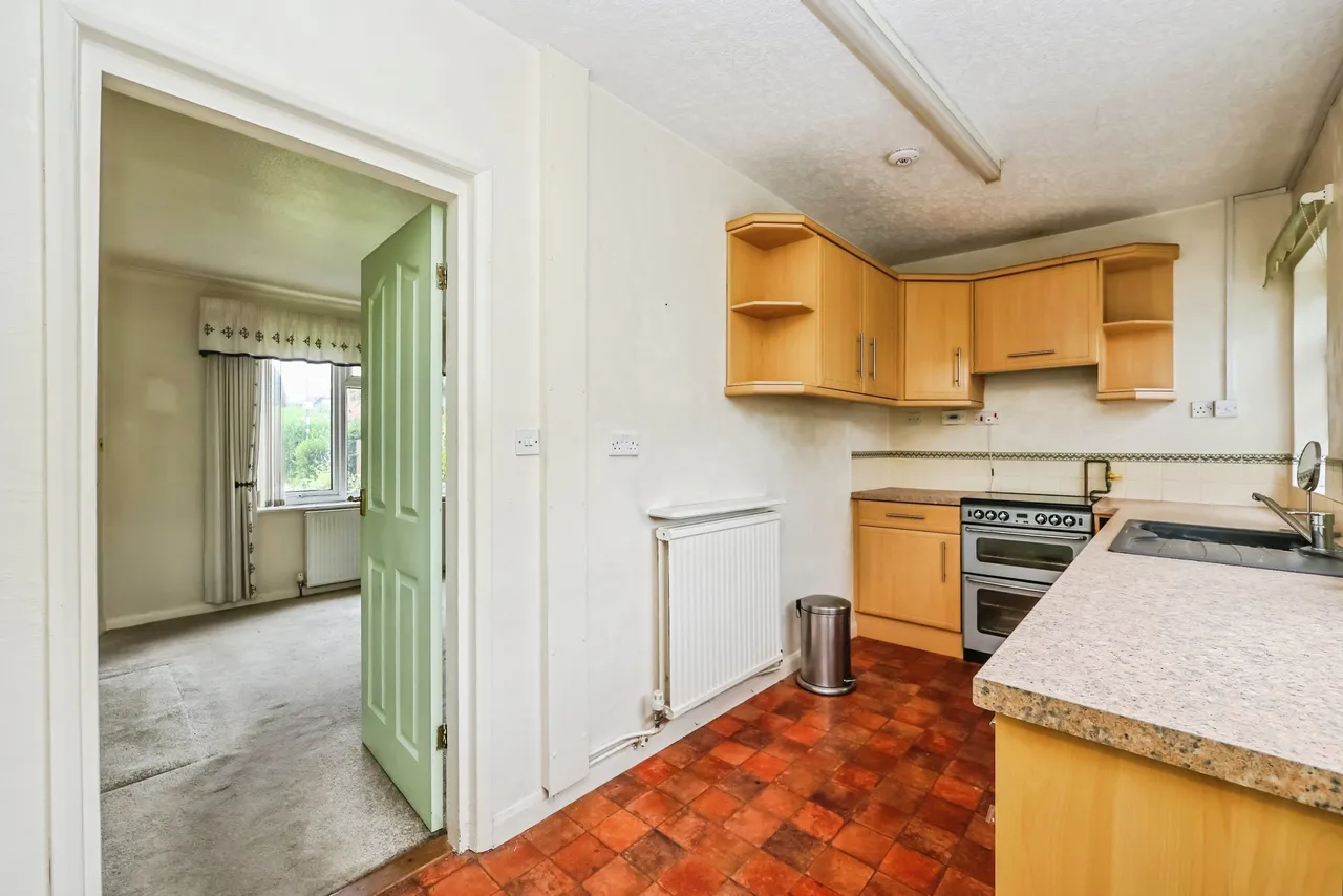 Manton Crescent, Nottingham, NG9, photo 5