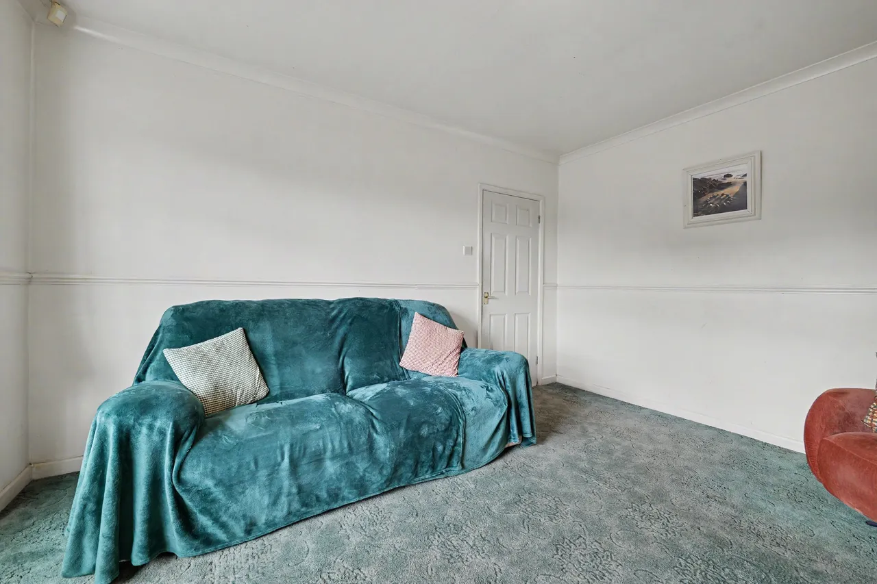 Cleveland Road, Bulkington, CV12, photo 6