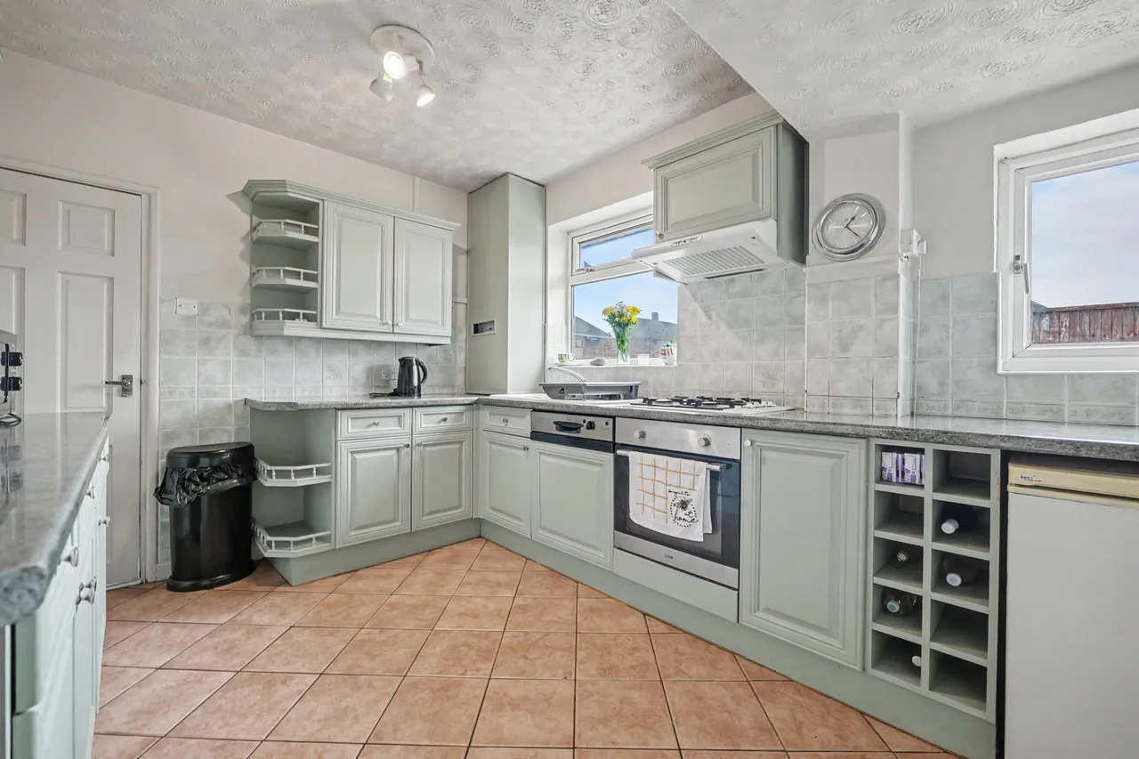 Cleveland Road, Bulkington, CV12, photo 3