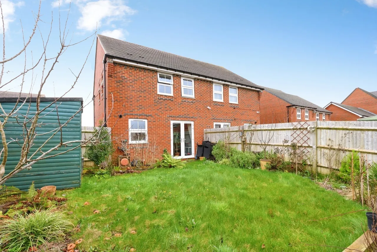 Beaumaris Road, Bearwood, BH11, photo 16