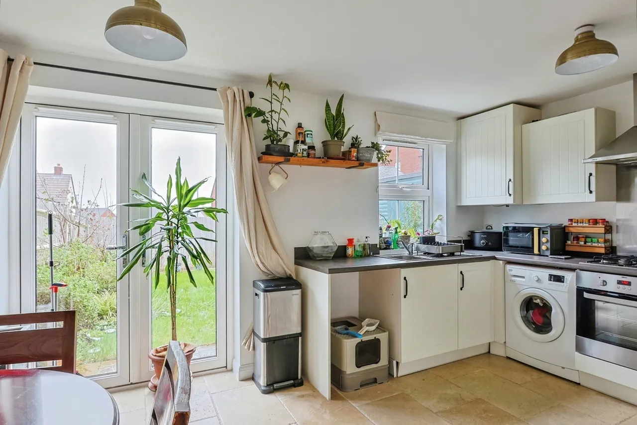 Beaumaris Road, Bearwood, BH11, photo 5