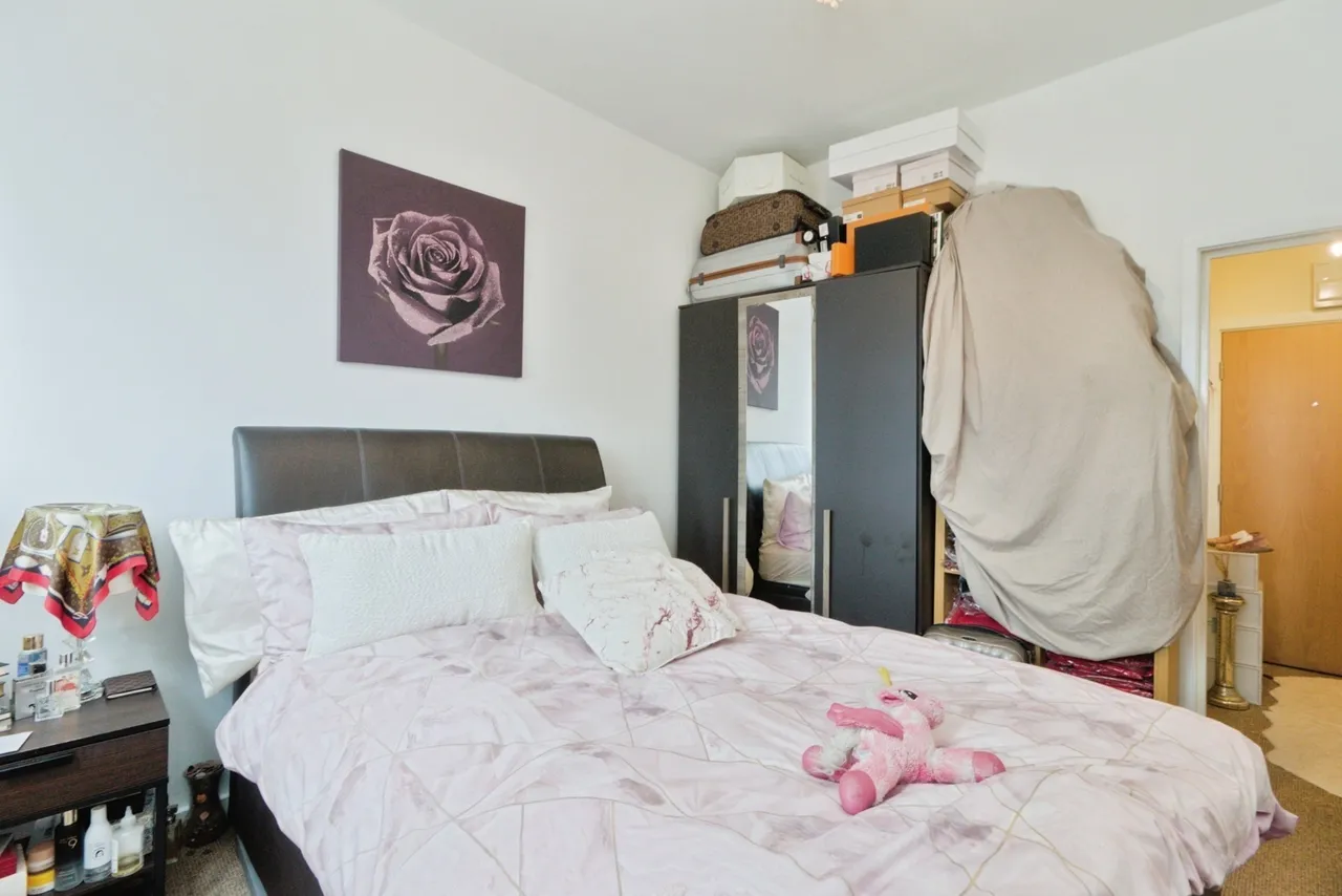 Calderwood Street, London, SE18, photo 12