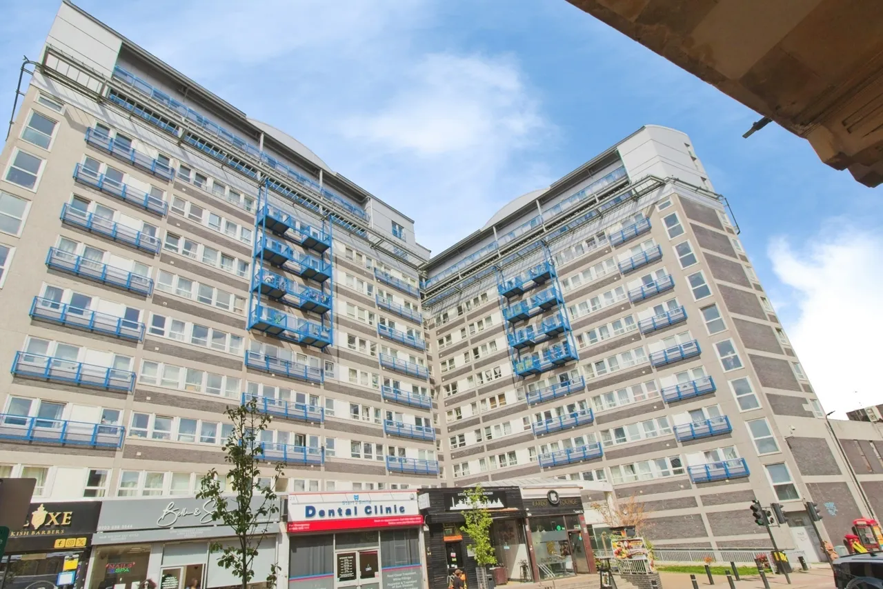 Calderwood Street, London, SE18, photo 18
