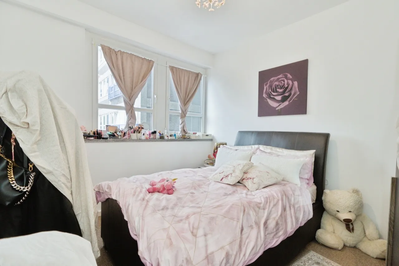 Calderwood Street, London, SE18, photo 13