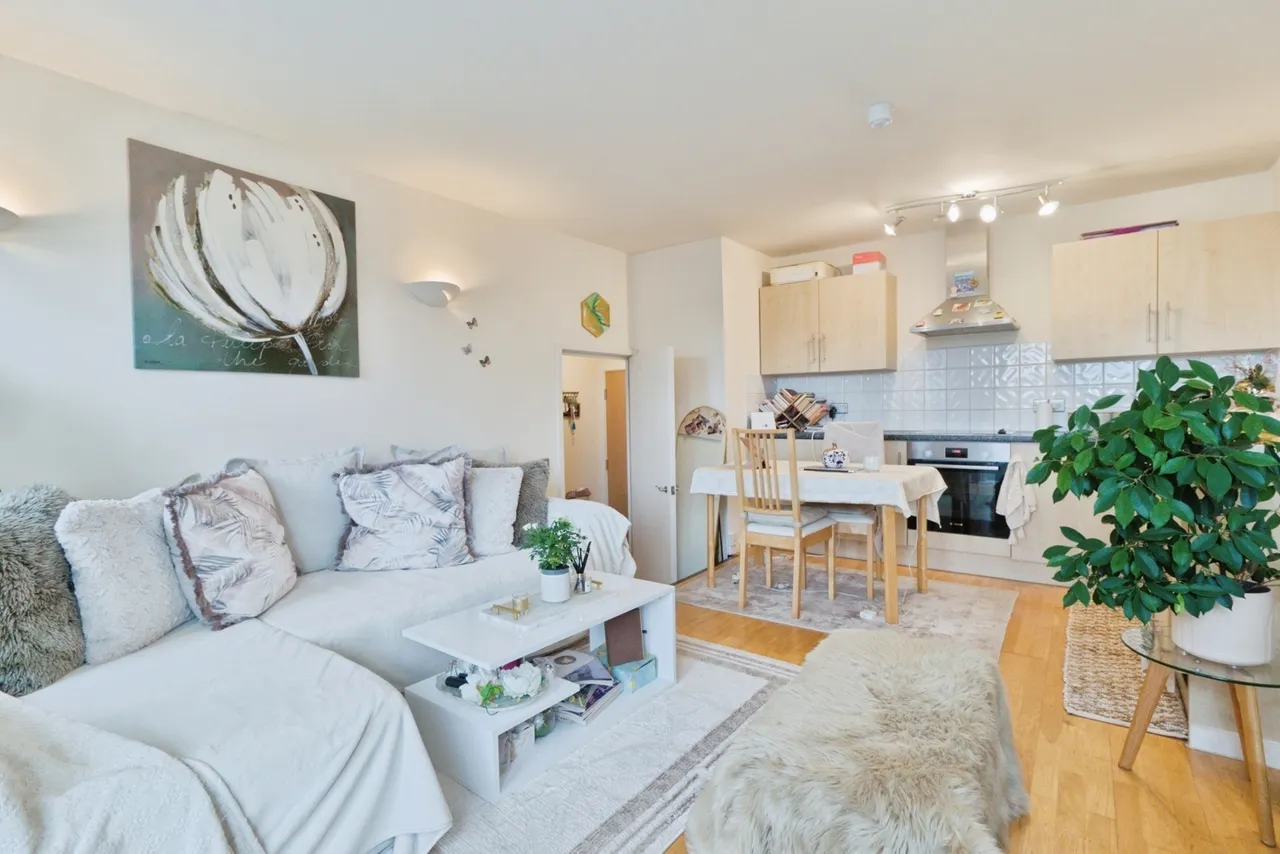 Calderwood Street, London, SE18, photo 8