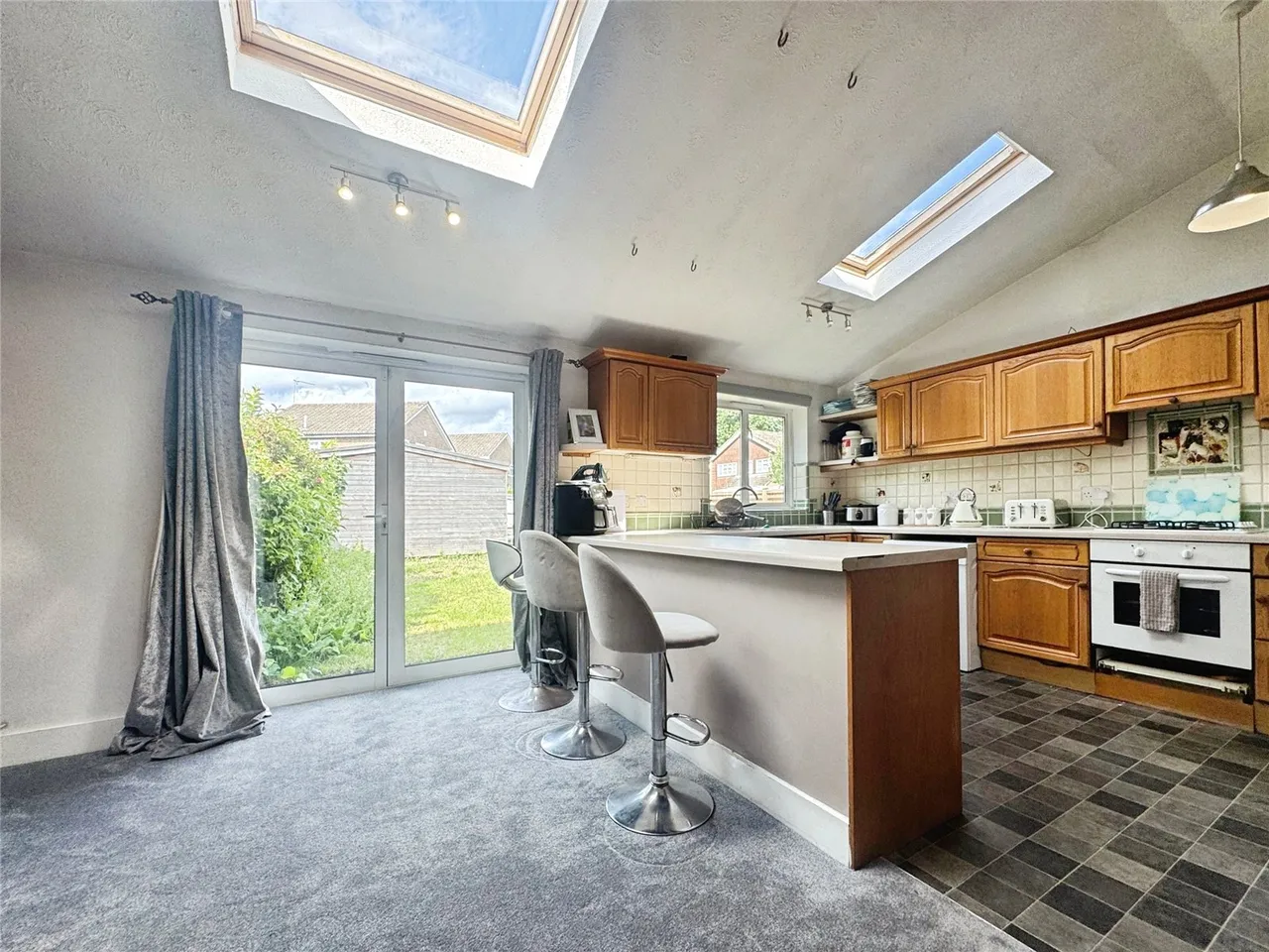 Boxalls Lane, Aldershot, Hampshire, GU11 3QW, photo 12
